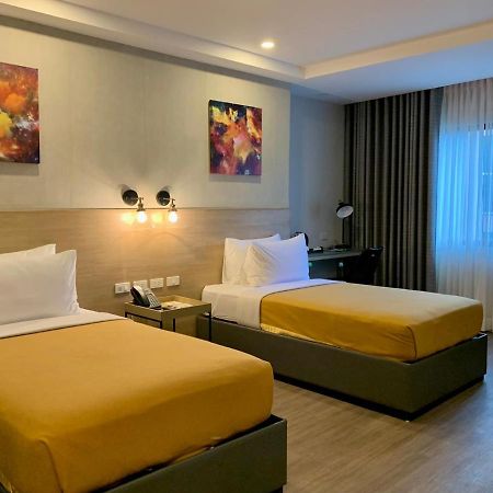 Jet Hotel Lipa City Dış mekan fotoğraf