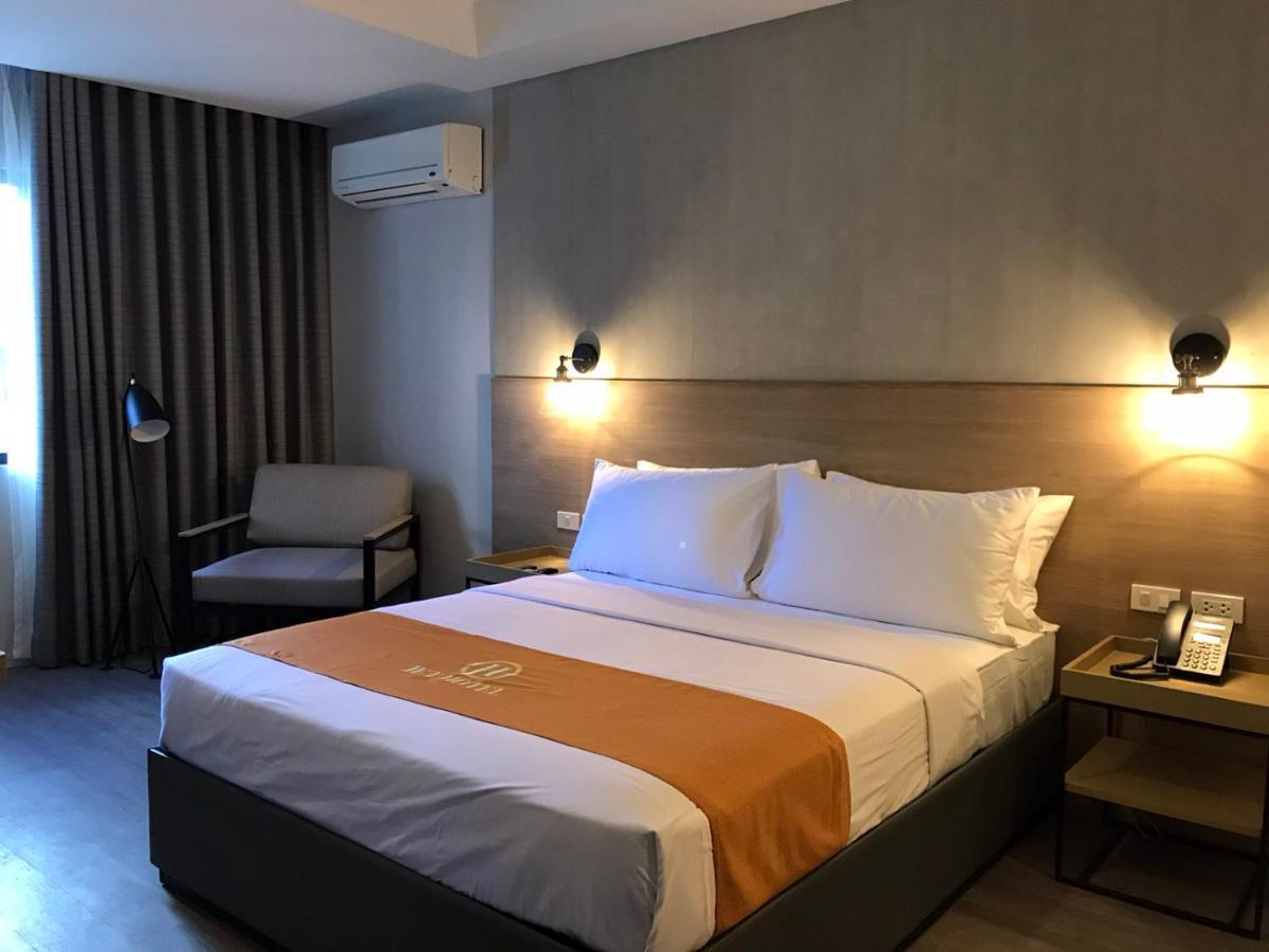Jet Hotel Lipa City Dış mekan fotoğraf